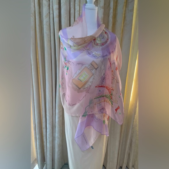 WINTER SPECIAL SALE ‼️ Authentic Vintage Chanel silk chiffon scarf! - Picture 2 of 16